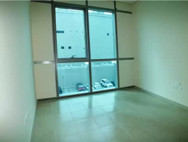 yerleşim Hazır Mülk 2 yatak odası S/F Apartman  kiralık içinde Al Sadd , Doha #8349 - 1  image 